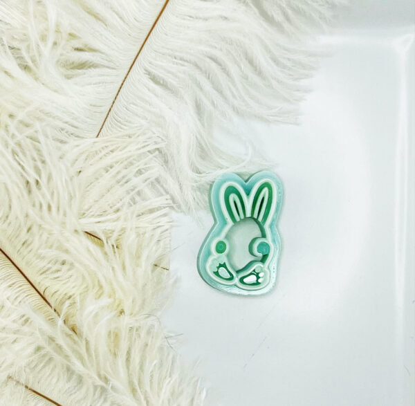 Easter 02